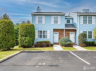 13 Peachtree Ln, Jamesburg, NJ 08831