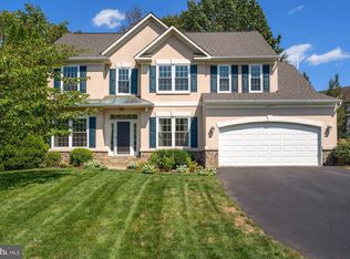 6807 Farrahs Cavalry Rd, Centreville, VA 20121
