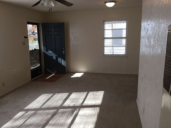 3rd image of 2732 Marquette St