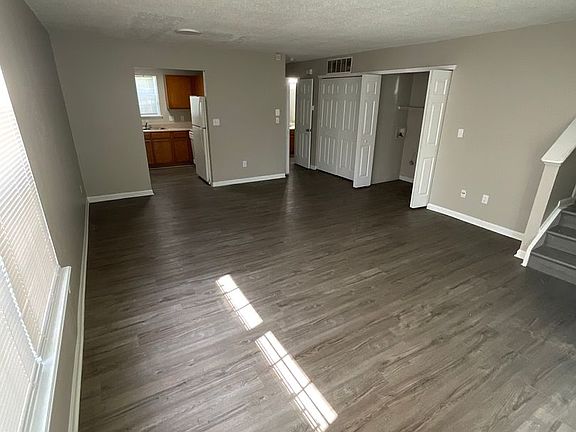 2nd image of 854 Eugene St
