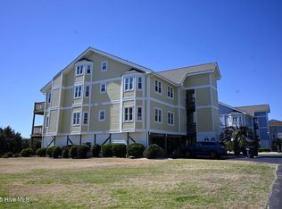 55 Foxfire Ln, Oak Island, NC 28465