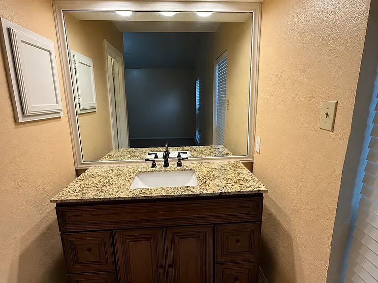 3901 Las Brisas Dr — Photo 49