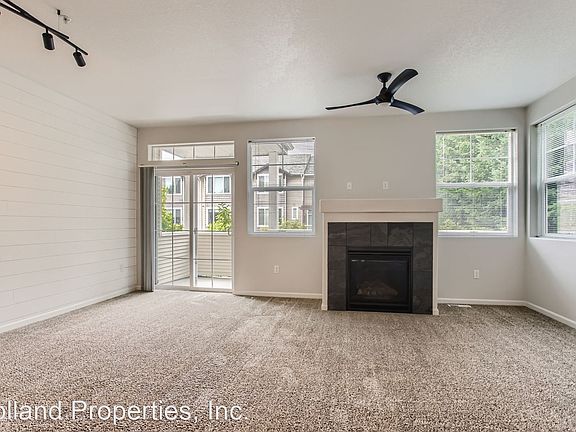 4th image of 15462 SW Mallard Dr Suite 101