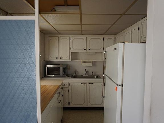 5th image of 201 Bedford St APT 84