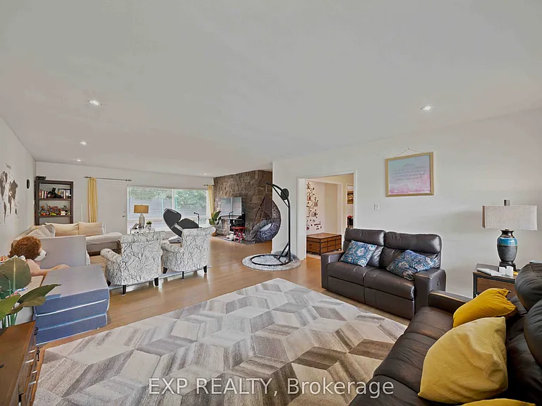 304 Roger Rd — Photo 7