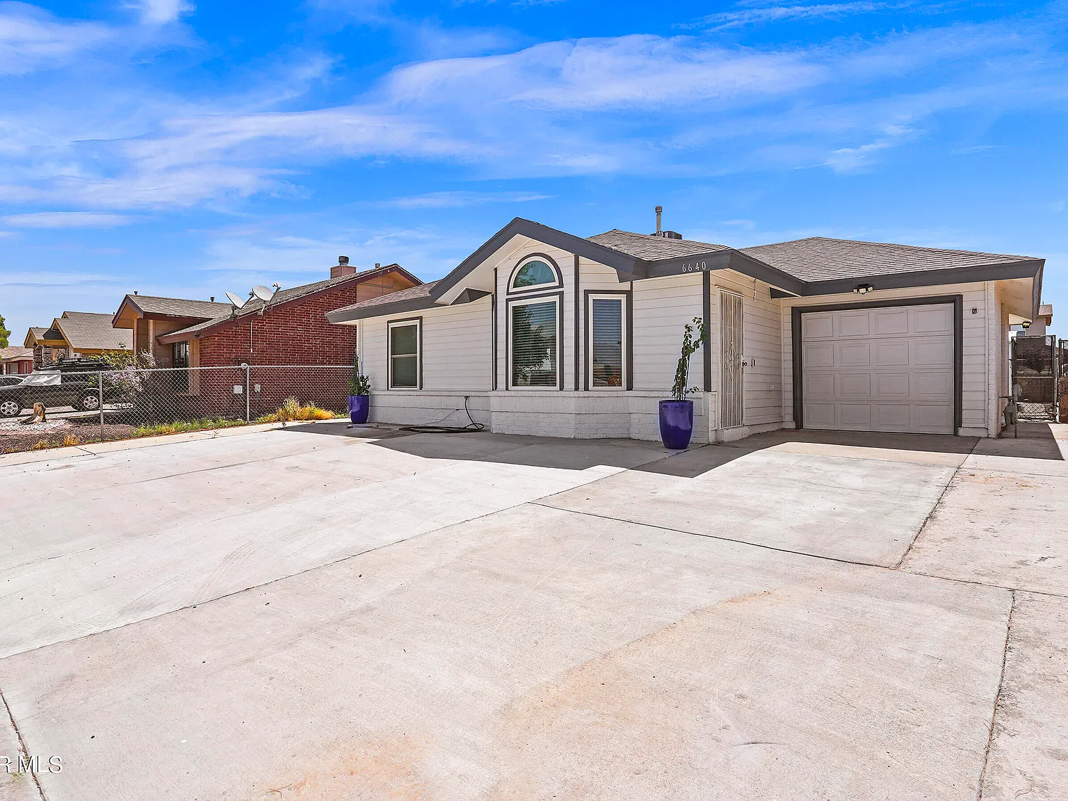 3 bed, 2.0 bath, 1042 sqft, $1,500 — Photo 3