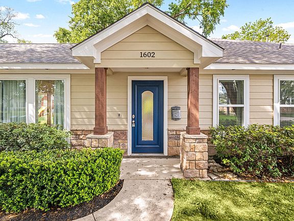 3rd image of 1602 Lamonte Ln