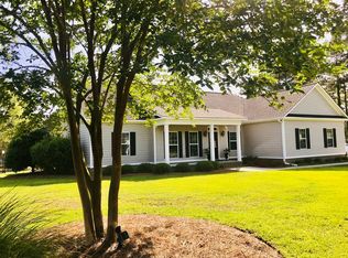 135 Lacy Ln, Moultrie, GA 31768