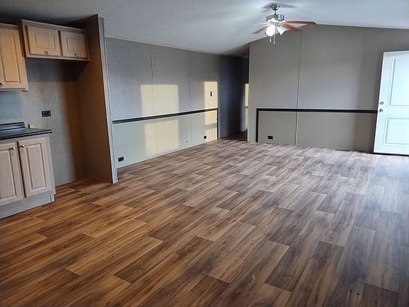 4th image of 400 Fm 3168 Lot 245