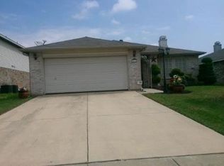 3036 Cesareo Dr, Grand Prairie, TX 75052