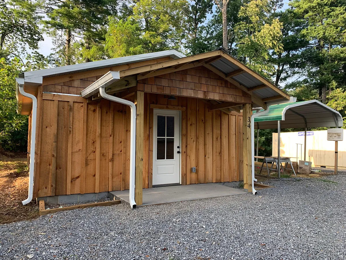 Building Photo - Grant Ridge Rd