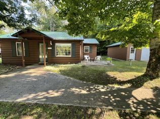 29472 E Somes Rd, Drummond Island, MI 49726