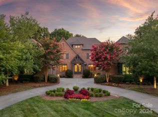 406 Montrose Dr, Waxhaw, NC 28173