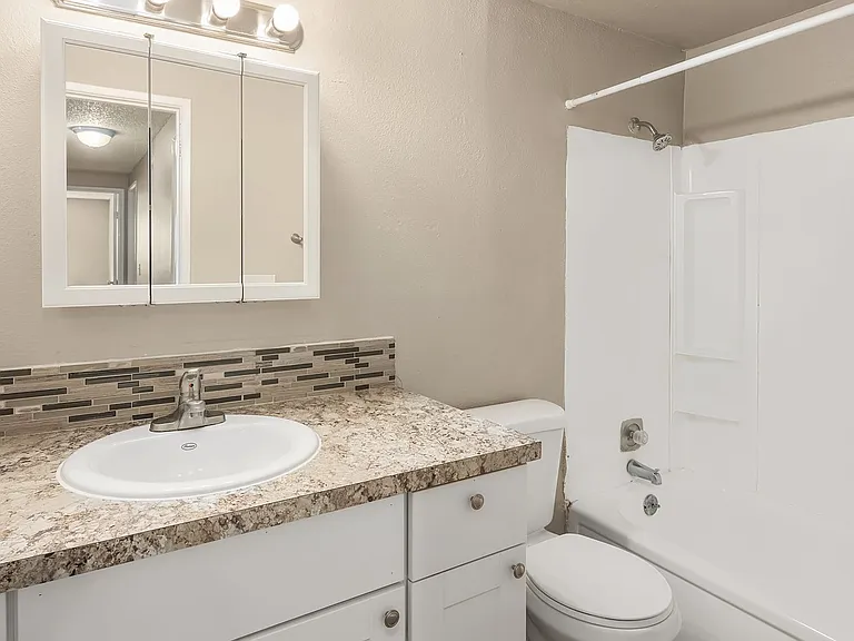 Paxton Apartments- Kennewick, WA — Photo 30