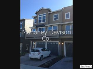 628 Jade St, Petaluma, CA 94952