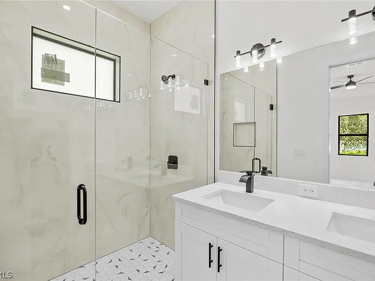 760 Festival Ave S — Photo 16