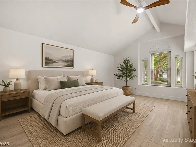 360 Humboldt North Dr — Photo 5