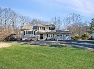 1159 Cambridge Ln, Bridgewater, NJ
