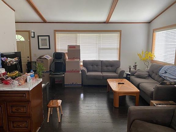 2nd image of 698 Greenway Ave N
