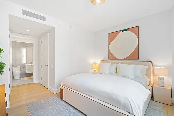 Sold by Nest Seekers International | media 10