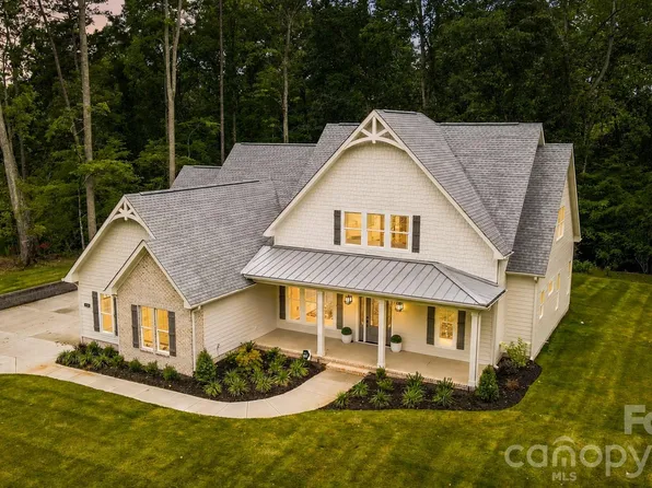425 Snow Goose Walk, Clover, SC 29710