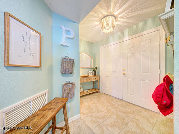 5th image of 8903 Laguna Ln Unit 501