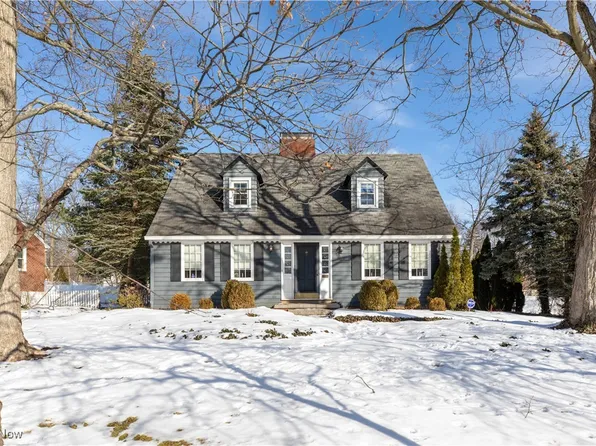 1147 Glenwood Dr, Alliance, OH 44601