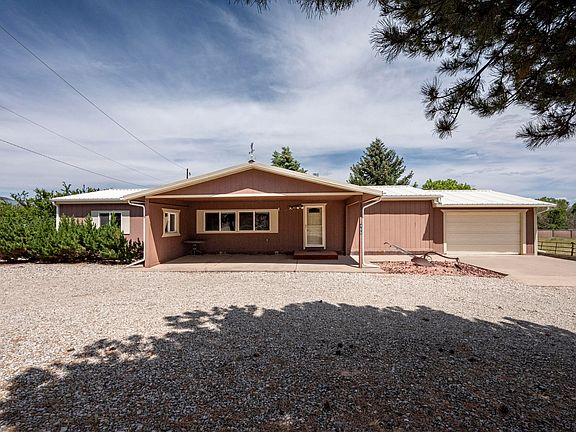 2nd image of 408 N Harmony Dr