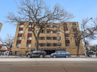 5100 N Sheridan Rd APT 410, Chicago, IL 60640