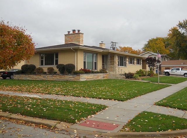 1st image of 9537 S Avers Ave