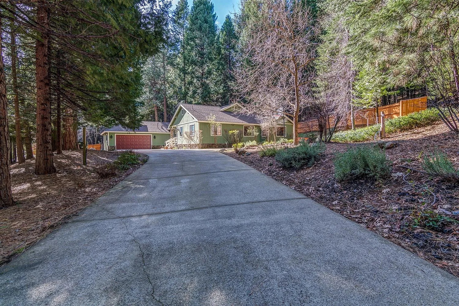 4580 Jenkinson Cir photo 1
