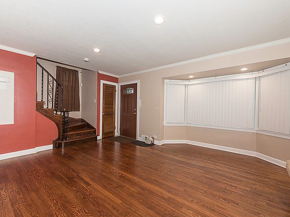 4th image of 3035 N Natchez Ave