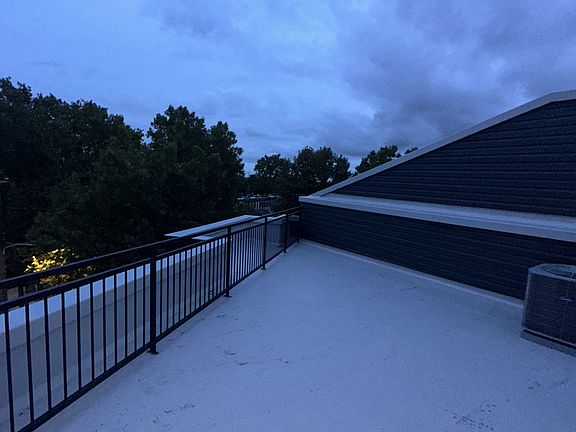 5th image of 1450 Grays Ferry Ave #1452-1