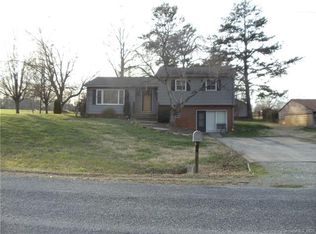 507 W Stokes St, China Grove, NC 28023