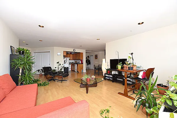 Rented by Keller Williams NYC | media 40