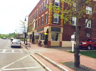 15 W Broadway St #L, Derry, NH 03038