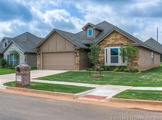14656 S Lakewood Pl, Bixby, OK 74008