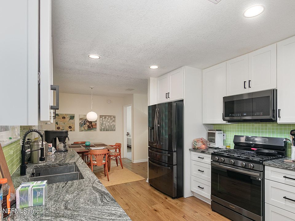 1st image of 15240 CAPE Drive S