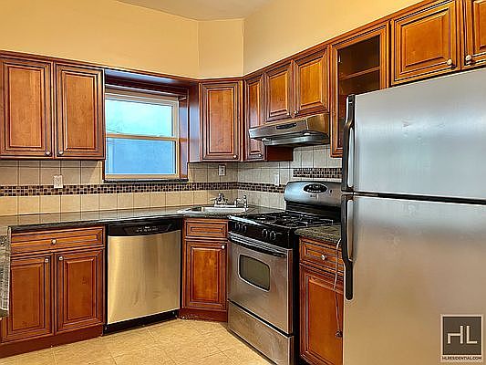 1st image of 2137 36th St Floor 2