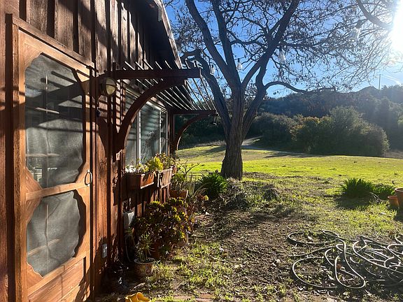 3rd image of 1108 Rosario Dr