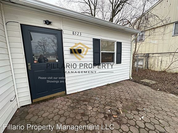 2nd image of 8523 E 42nd St