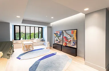 Rented by Bond New York