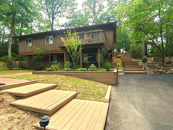 3rd image of 2512 Fauquier Ln