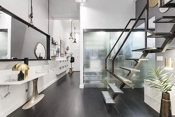 Rented by SERHANT. | media 8