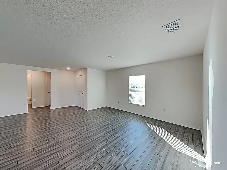 424 Ohio Ln — Photo 6