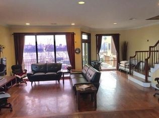 7621 Boulevard East, North Bergen, NJ