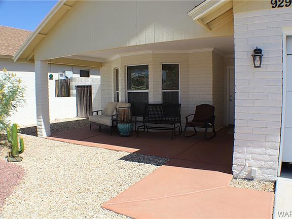 5th image of 929 W Mountain View Dr