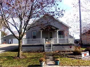 316 N Cedar St, Gardner, IL 60424