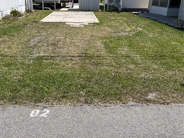 82 Indiana St #52, Palmetto, FL 34221