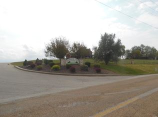 127 Rainbow Lake Dr, Villa Ridge, MO 63089